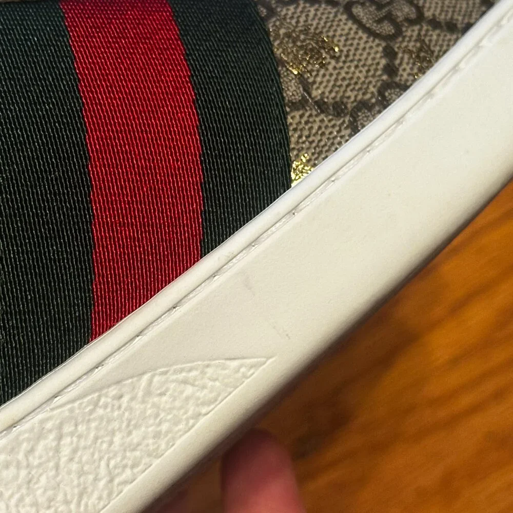 Gucci Supreme Sneakers with Bees - Picture 15 of 16